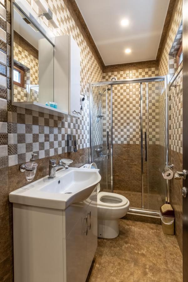 Dream Sky Hotel Tbiliszi Kültér fotó
