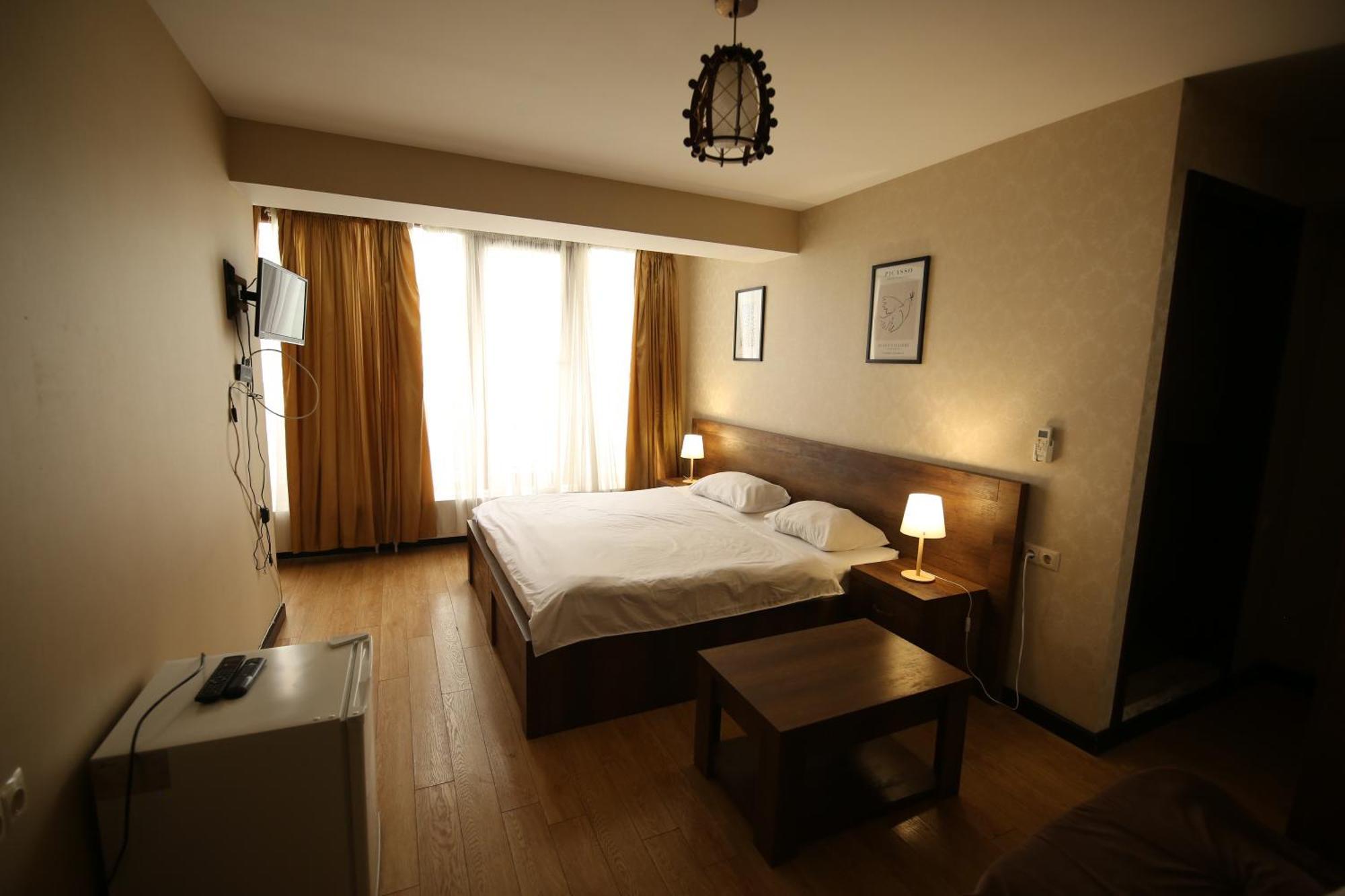 Dream Sky Hotel Tbiliszi Kültér fotó
