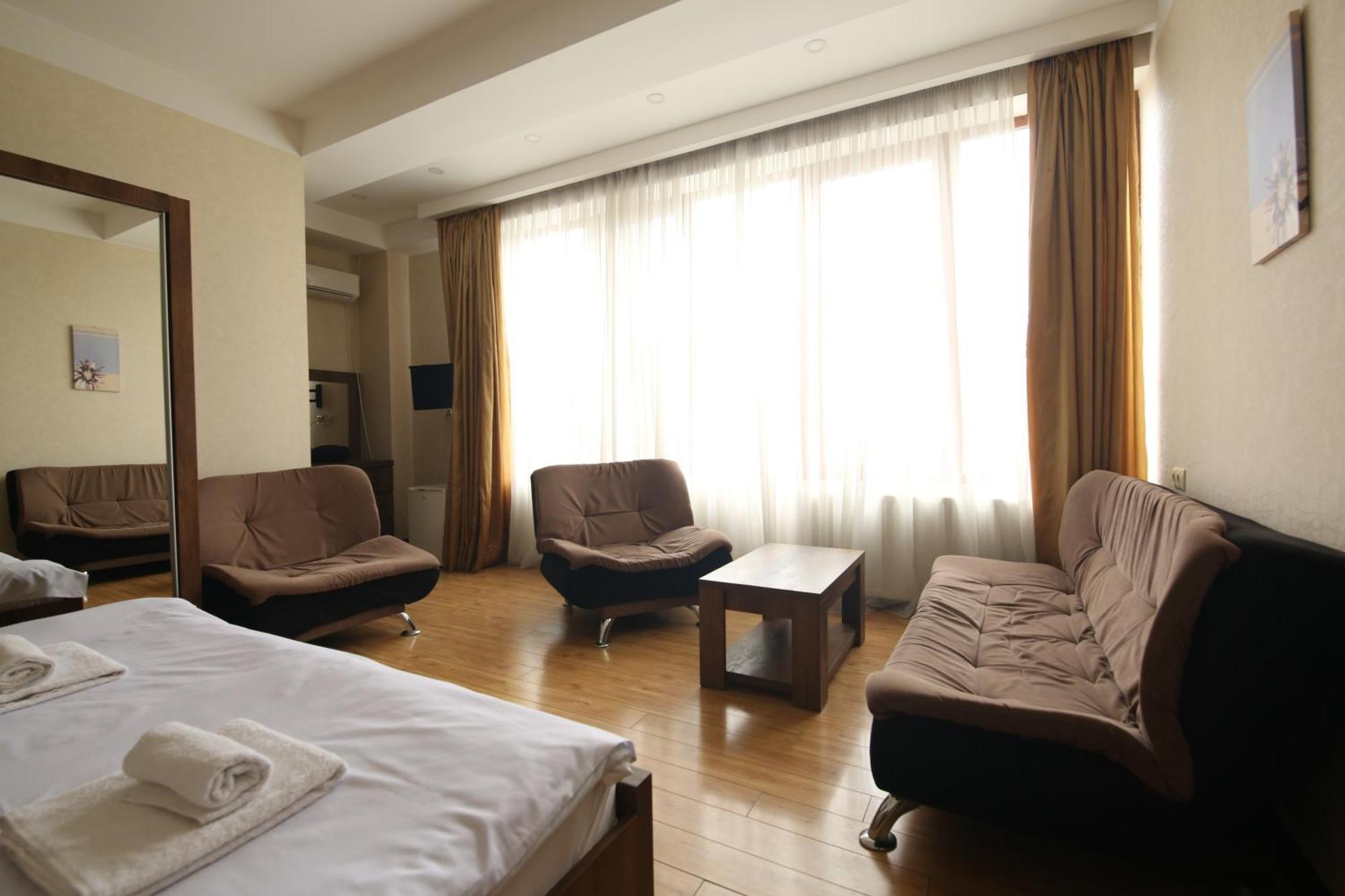 Dream Sky Hotel Tbiliszi Kültér fotó